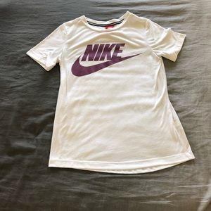 DONATED to local social worker🙏 Nike oversized T-shirt